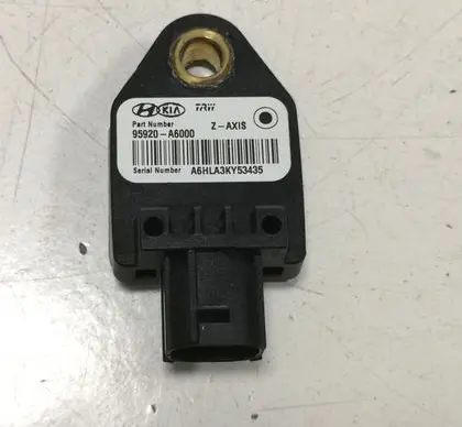 KIA Ceed Airbag deployment crash/impact sensor 95920A6000 A6HLA3KY53435