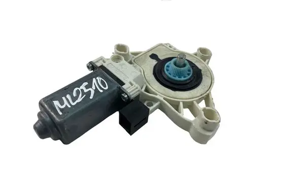 Volkswagen Golf VII Front door window regulator motor 4K0959802