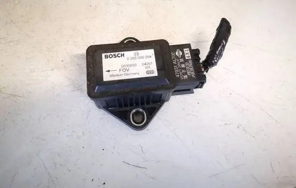Nissan X-Trail T30 ESP acceleration yaw rate sensor 0265005254