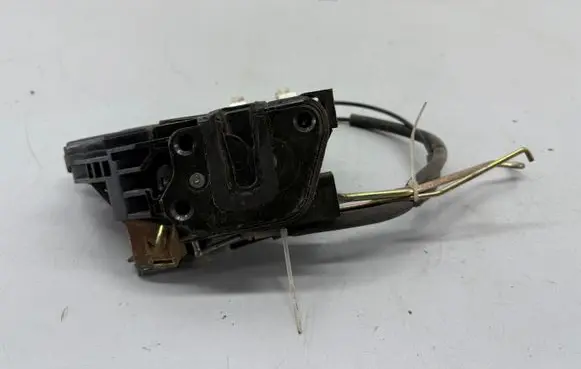 Hyundai Santa Fe Front door lock
