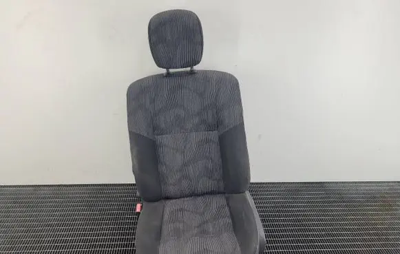 Dacia Sandero Front driver seat