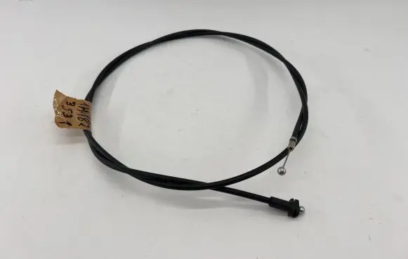 Volkswagen Golf III Engine bonnet/hood lock release cable 1H1823531