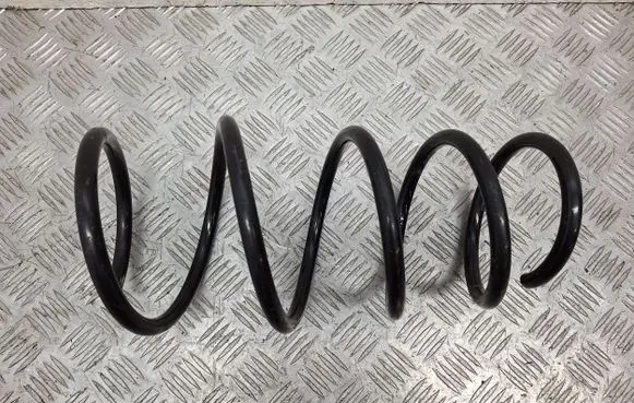 Toyota Avensis T270 Front coil spring 4813105A30