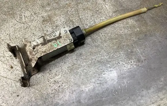 Cadillac SRX Seat adjustment motor 9813348 12100710