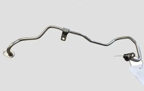 Volkswagen PASSAT B8 Turbo turbocharger oiling pipe/hose 04E145140