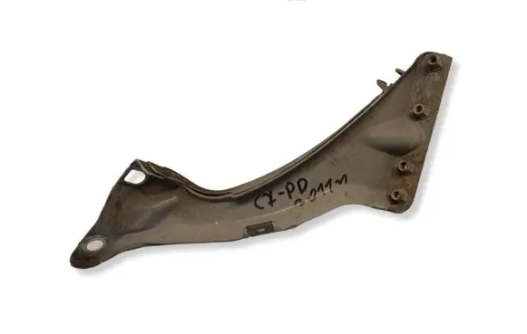 Audi A6 S6 C7 4G Fender mounting bracket 