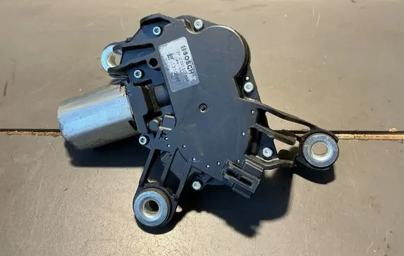Opel Astra H Rear window wiper motor 13105981