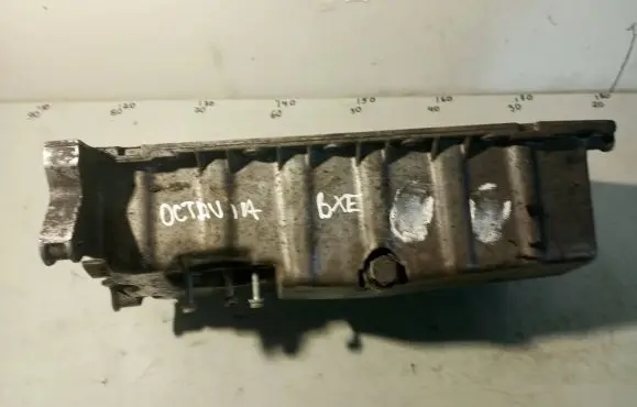 Skoda Octavia Mk2 (1Z) Oil sump 038103603AG