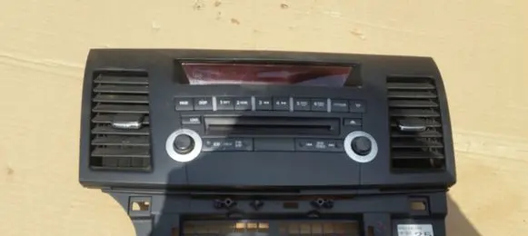 Mitsubishi Lancer X Radio/CD/DVD/GPS head unit 8002A405XA