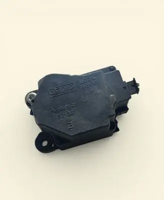 Ford Mondeo Mk III Air flap motor/actuator 19E616 060821