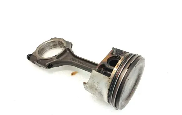 Suzuki Grand Vitara II Piston with connecting rod 59J0K