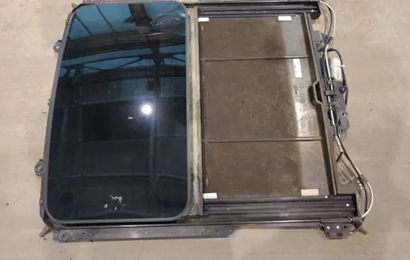 Nissan Murano Z50 Sunroof set 82082200