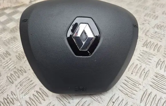 Renault Captur Steering wheel airbag 985108265R 6198866C 0080P1110022
