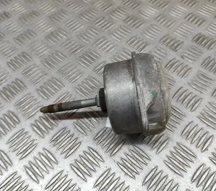 Porsche 997 Engine mount bracket 99737504904