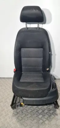 Skoda Octavia Mk2 (1Z) Front driver seat 