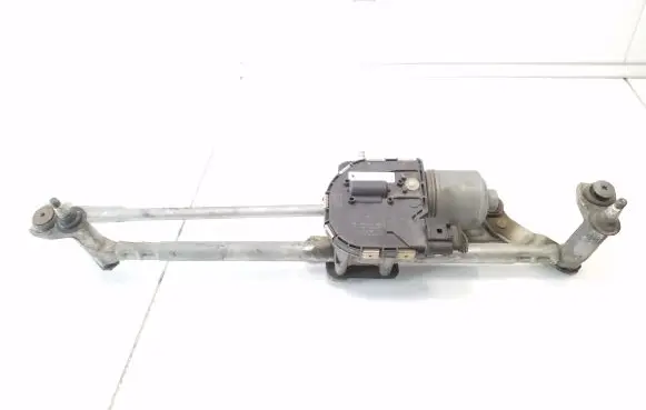 Skoda Octavia Mk2 (1Z) Front wiper linkage and motor 1Z1955119D