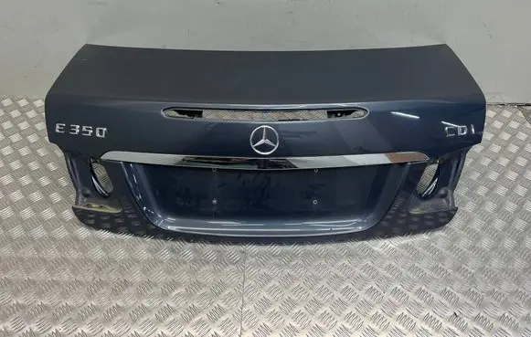 Mercedes-Benz E C207 W207 Tailgate/trunk/boot lid