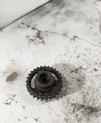 Mercedes-Benz E W211 Timing chain sprocket A6110500305 A6460500305 A6110500405