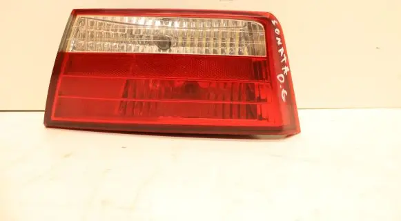 Hyundai Sonata Tailgate rear/tail lights 924043K0