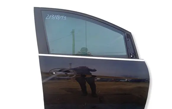 Ford C-MAX II Front door 23B13