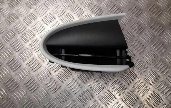 Fiat 600 Dashboard side air vent grill/cover trim 735715262