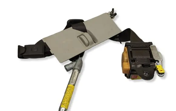 Opel Insignia A Front seatbelt 12848365 11062010 M111