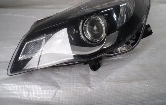 Opel Insignia A Headlight/headlamp 13409894