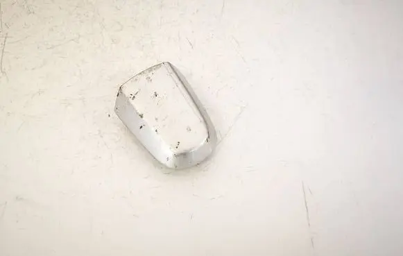 Toyota Avensis T250 Loading door cover/cap 