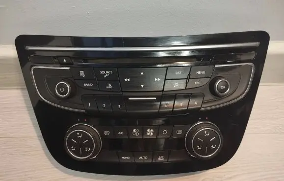 Peugeot 508 Climate control unit 96656641XZ E1060719