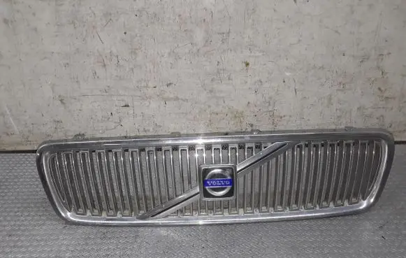 Volvo V70 Front bumper upper radiator grill 8659875