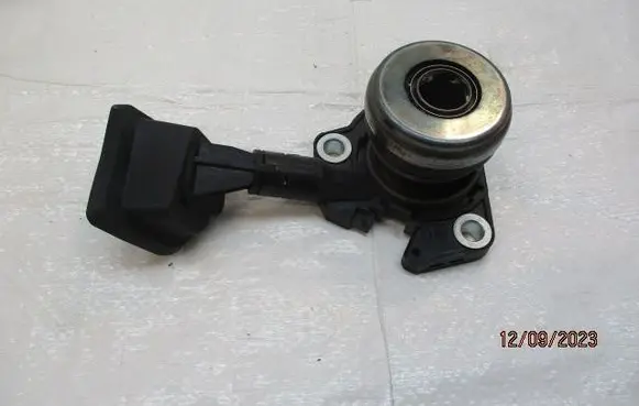 Citroen C4 II Picasso Clutch slave cylinder 2041A4