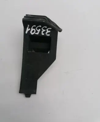 Volvo V50 Front bumper mounting bracket 30678482