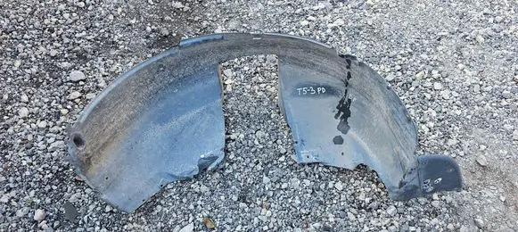 Volkswagen Transporter - Caravelle T5 Front wheel arch liner splash guards 7E0809962