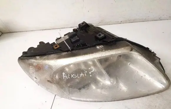 Chrysler Voyager Headlight/headlamp 04857710ab 5875200000