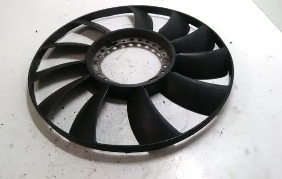 Audi A4 S4 B6 8E 8H Fan impeller 058121301B