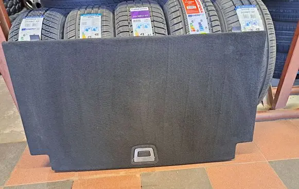 Mercedes-Benz C W204 Trunk/boot mat liner A2046800002