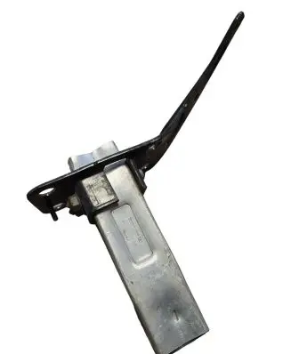 Audi A6 S6 C6 4F Radiator support slam panel bracket 4F0807134