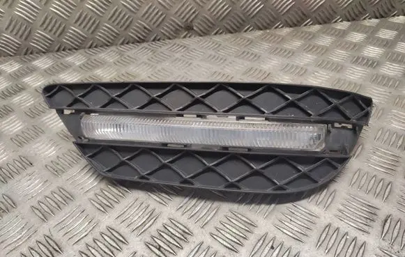 Mercedes-Benz C W204 Front bumper lower grill A2048803324