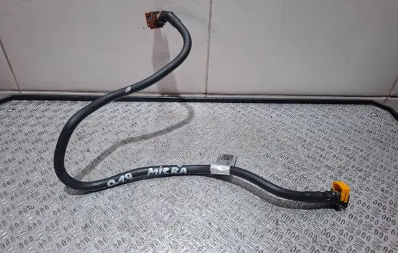 Nissan Micra K14 Fuel line pipe 164405FM0A