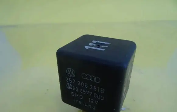 Audi A6 S6 C5 4B Other relay 357906381B 899577000