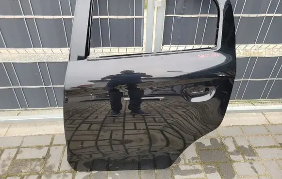 Mitsubishi Space Star Rear door