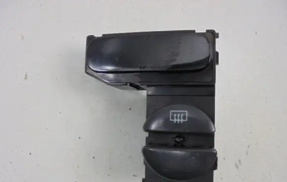 Toyota Corolla E110 Windscreen/window heater switch 84010-12260