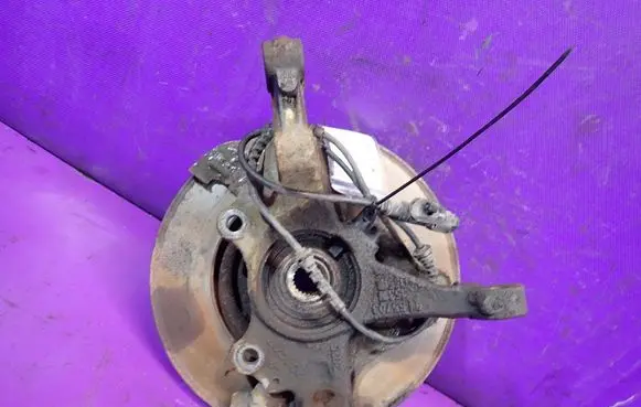 Opel Corsa D Front wheel hub spindle knuckle