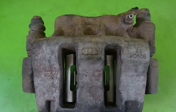 Renault Master II Front brake caliper
