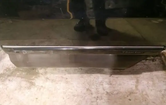 Rear door trim (molding)