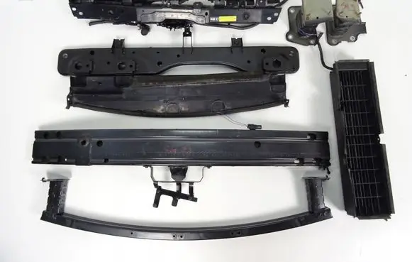 Nissan Qashqai Front piece kit 