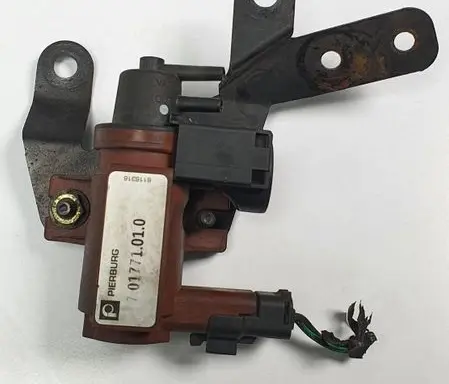 Ford C-MAX I Electromagnetic valve 701771010
