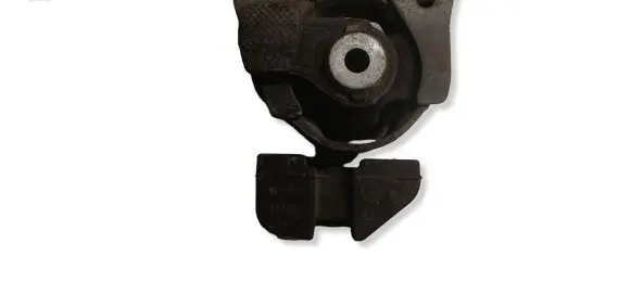 Toyota Auris E180 Gearbox mount 309E07