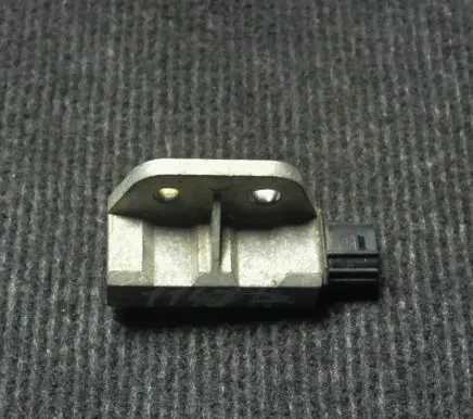 Nissan X-Trail T30 Airbag deployment crash/impact sensor