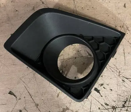 Mitsubishi Space Star Front fog light trim/grill 6400J774